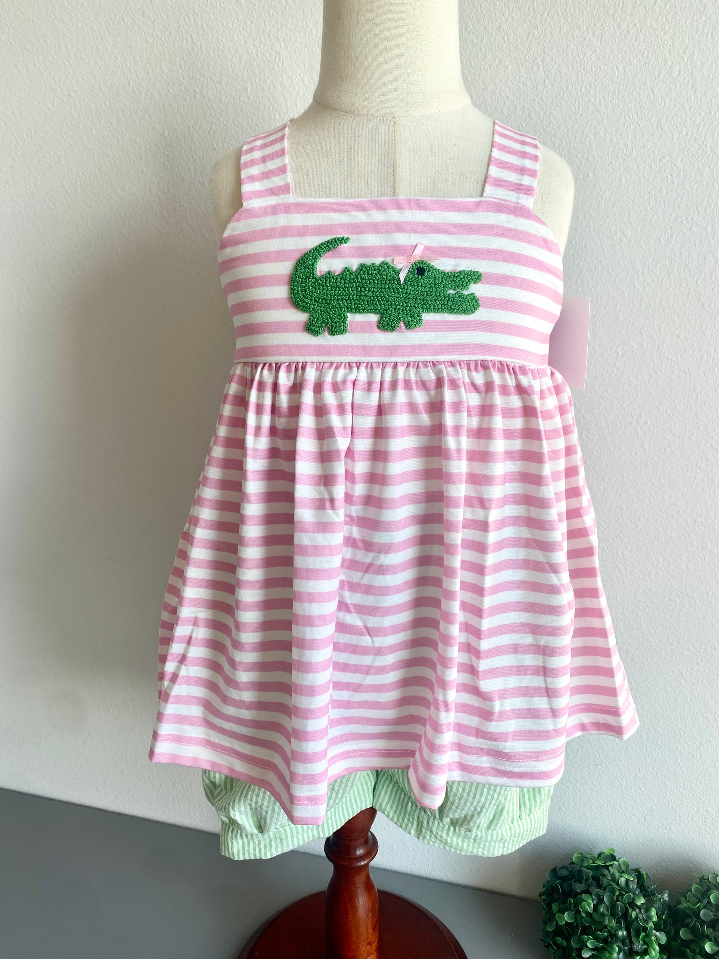 Ali Alligator Short Set